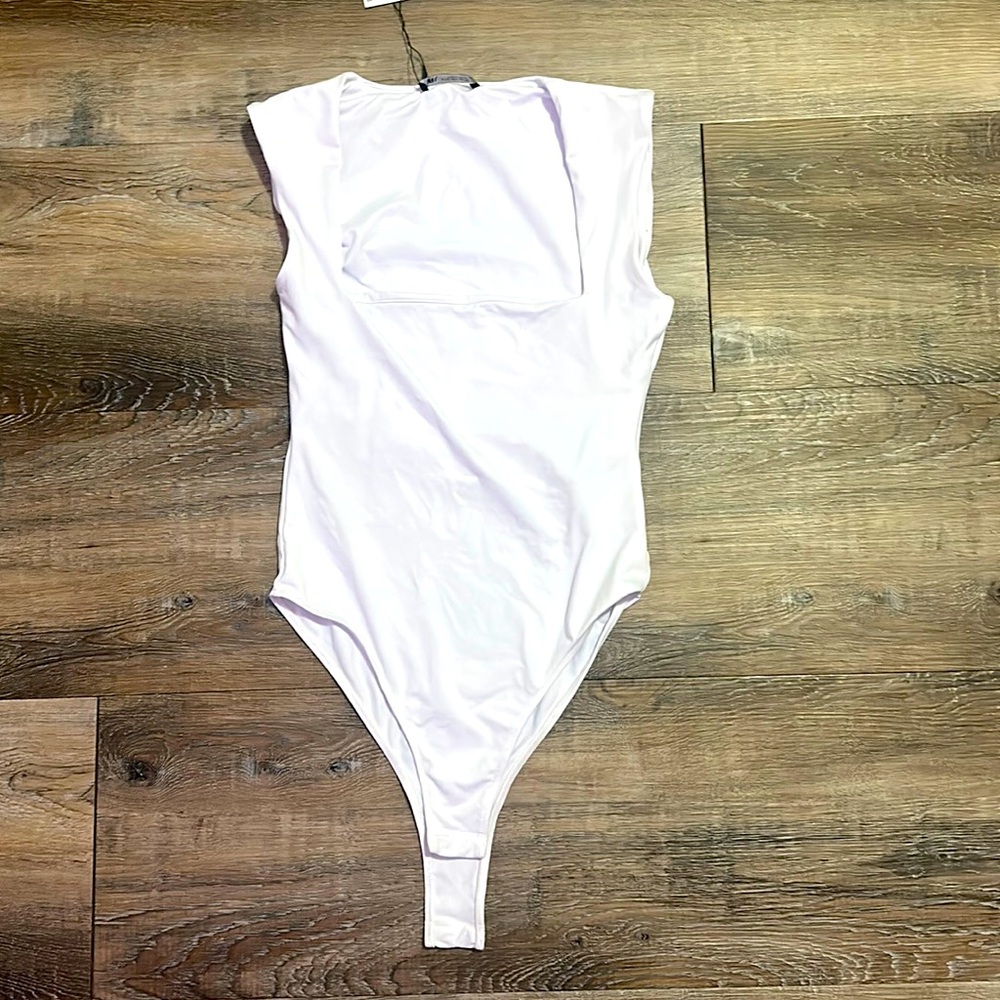 Zara square neck polyamides bodysuit (NWT)
size: small
color:white